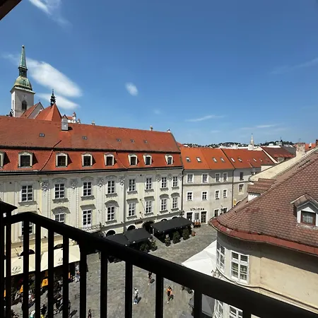 Extralarge Queen In The Heart Of With Terrace * Bratislava