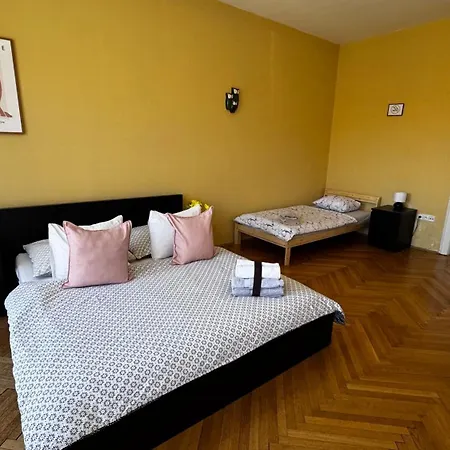 Bed & Breakfast In Center Bratislava